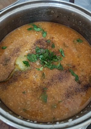 A picture of Chicken Freekeh Soup.