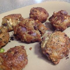 A picture of Chicken bonda.