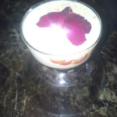 A picture of Chenna payesh with rose flavour.