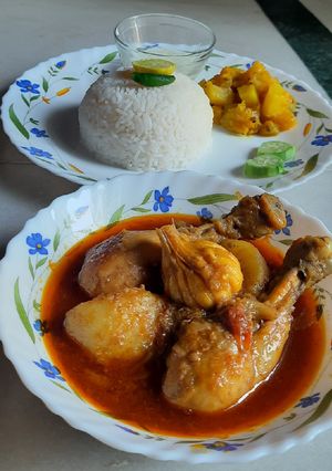 চিকেন ঝোল (chicken jhol recipe in Bengali) রেসিপির প্রধান ছবি