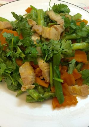 Hình của món Đậu que, bí đỏ, thịt 3 chỉ.