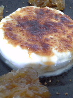 Una foto de Queso de cabra caramelizado