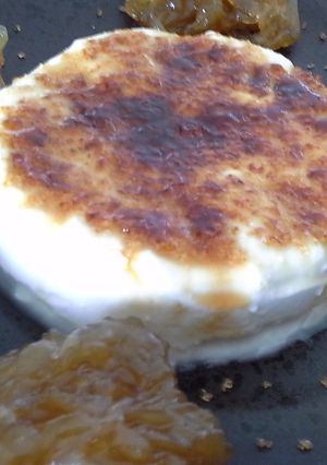 Foto principal de Queso de cabra caramelizado