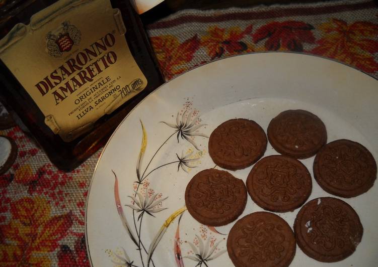 Simple Way to Make Any-night-of-the-week Chocotorta con licor (con galles redondas rellenas)