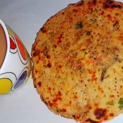 A picture of Masala Bhakhri.