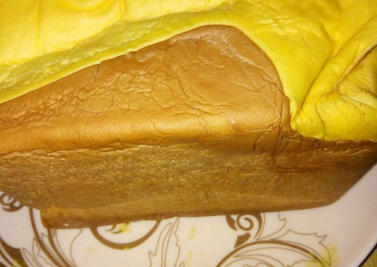 Step-by-Step Guide to Prepare Homemade Chocolate and tumeric bread