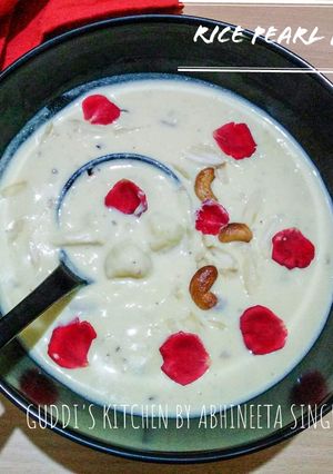 A picture of Rice pearl pudding.