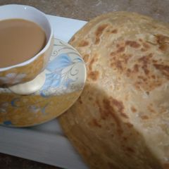 A picture of "Cut A Cut" Lachay Dar Paratha.