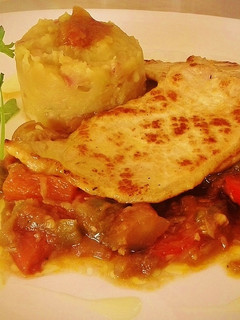 Una foto de Lomo de cerdo con samfaina