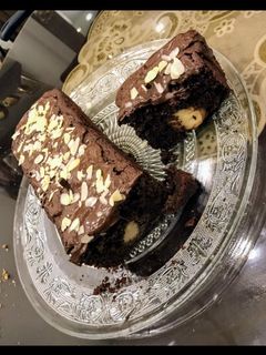 Une photo de Cake chocolat amande poire 🍐🍫