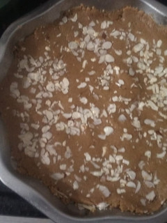 ગોળ પાપડી (Gol Papdi Recipe In Gujarati) રેસીપી મુખ્ય ફોટો