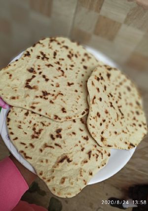 A picture of Nan bread.