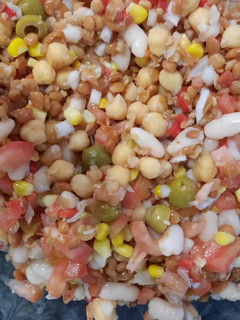Una foto de Ensalada de legumbres