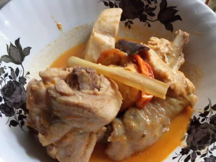 Langkah Mudah untuk Membuat Opor ayam bumbu rempah Menu Enak Dan Mudah Dibuat