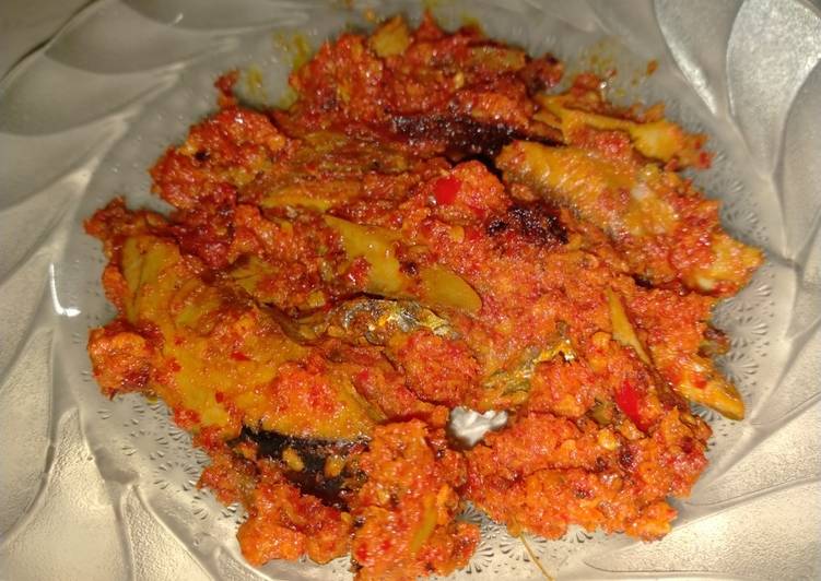 Ikan tongkol balado