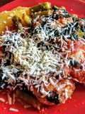 Pollo ahogado en espinacas y espárragos