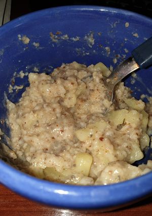 Una foto de Avena con manzana al microondas veg 🌱