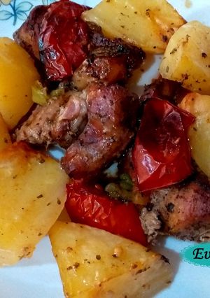 Φωτογραφία της συνταγής ! Χοιρινό με πατάτες