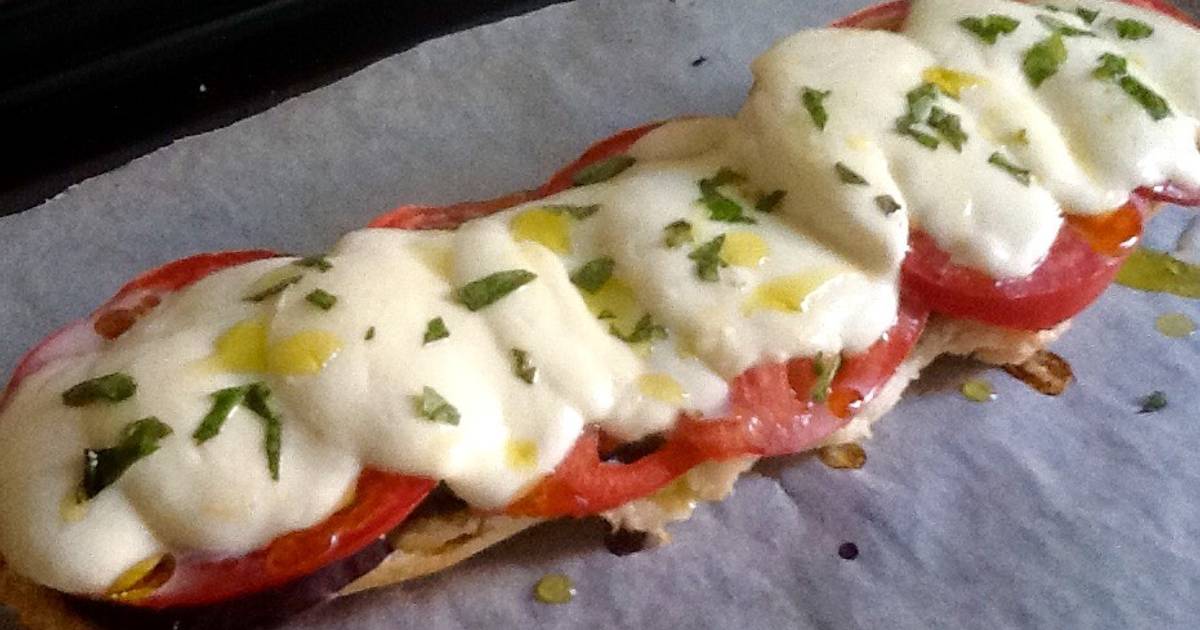 Panini de verduras con pesto de albahaca y mozzarella de búfala Receta de  Olga Sierra - Cookpad