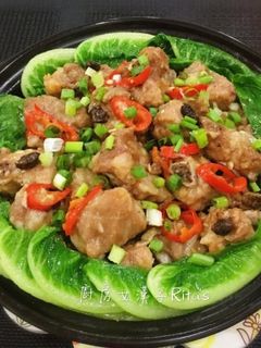 豆鼓排骨煲仔飯 的食譜成品照片