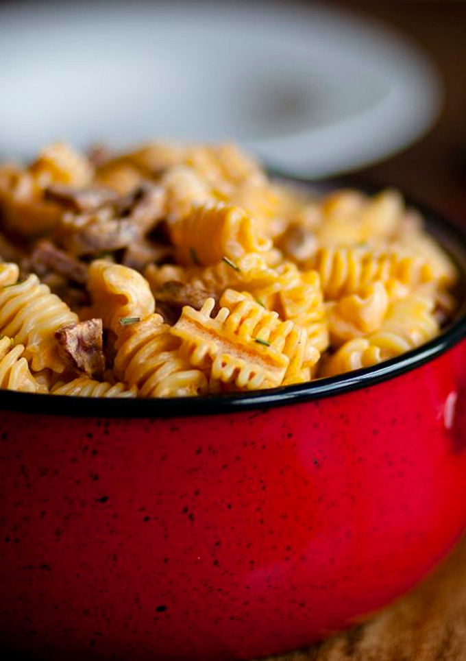 Una foto de Pasta con chorizo y romero