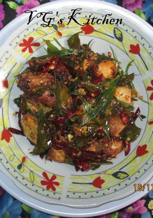 A picture of Chicken Catch (AYAM TANGKAP).