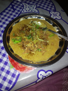 A picture of Haleem.