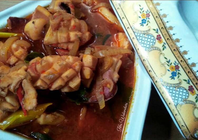 Cumi bumbu gulai