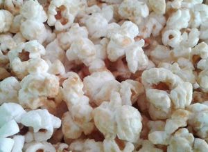 Una foto de Pop corn dulces y saladas (cabritas, palomitas)