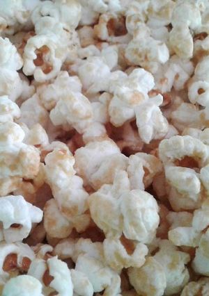 Una foto de Pop corn dulces y saladas (cabritas, palomitas)