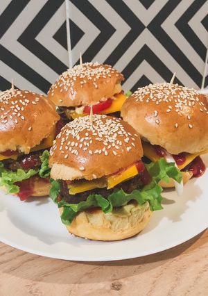 O poză a rețetei Cheeseburger.