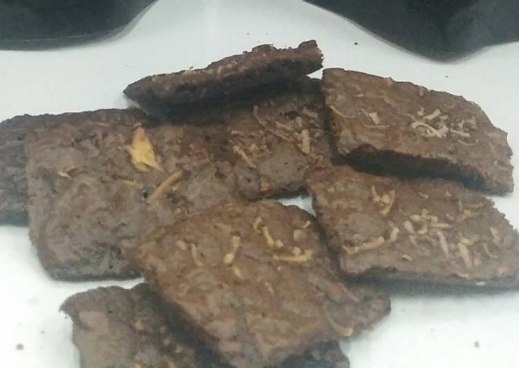 Bagaimana Menyiapkan Keripik Brownies Anti Gagal
