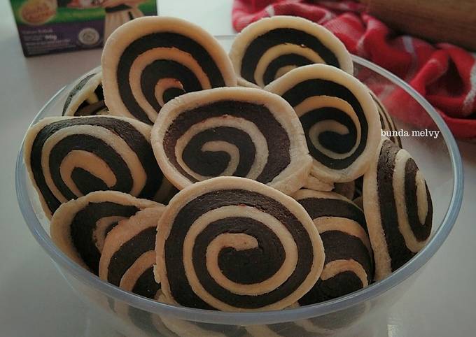 Bagaimana Membuat Kue Kuping Gajah Eggless Anti Gagal