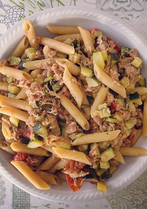 Foto di Pasta con tonno e zucchine