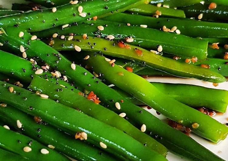 Steps to Make Award-winning Vietnamese Style Green Beans