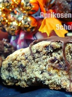 Aprikosen Biscotti mit Schokoladenicing Rezepthauptbild