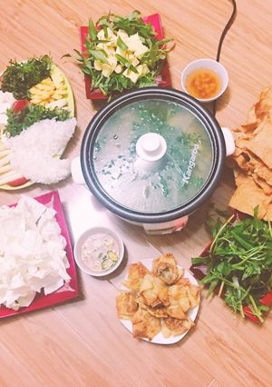 Hình của món Lẩu ngọt thuốc bắc.