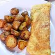 Omelet dan baby potato simple buat sarapan