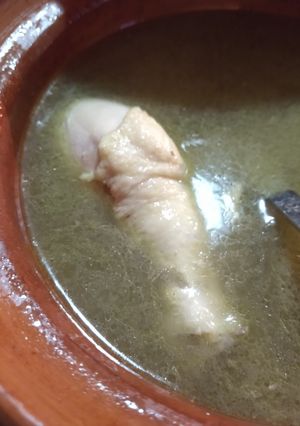Una foto de Caldo de pollo 🐥 para el Alma🕊️