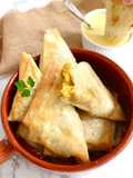 Samosas indias con salsa de mango 🥭