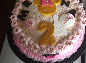 Una foto de Pastel Minnie Vainilla Rosada