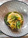 Linguine con broccoletti, acciughe e pangrattato
