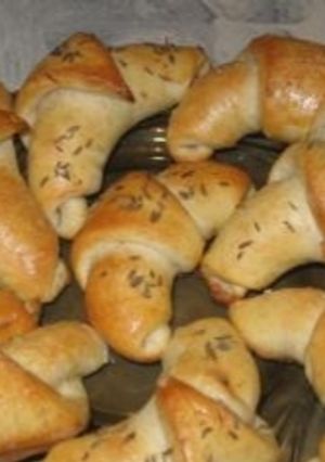 Köményes kifli recept fotója