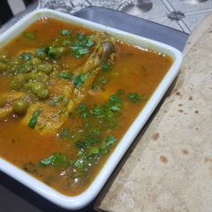 A picture of Mater gosht(chicken)shorba.