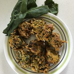 A picture of Palak pakode.