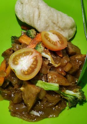 Foto resep Kwetiau Goreng Bakso Sayur