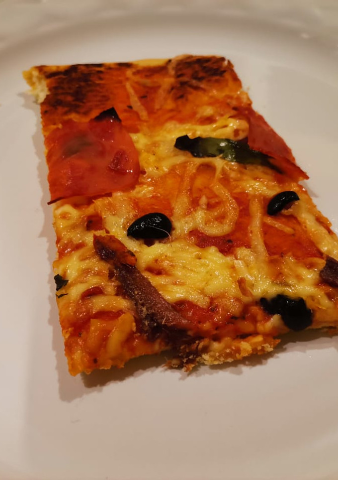 Una foto de Pizzas napolitana