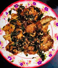 đùi gà chiên tỏi