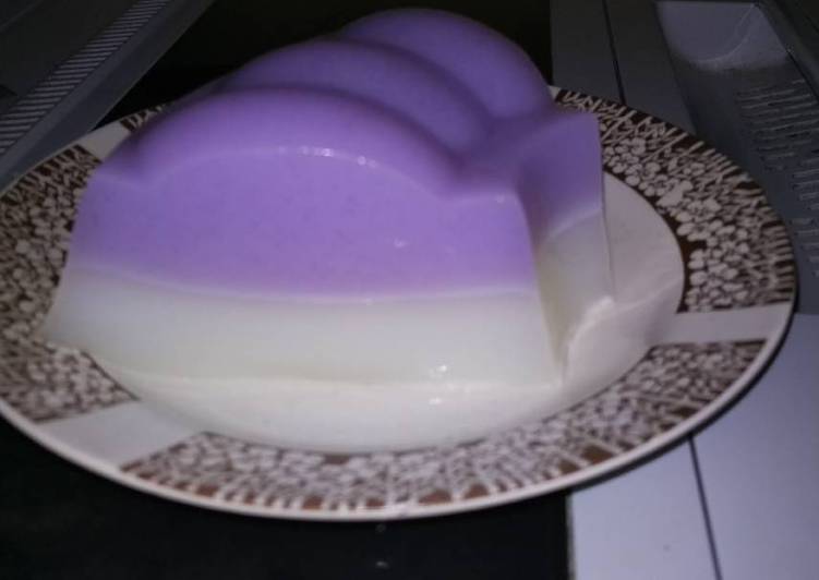 Puding blackcurrant simple