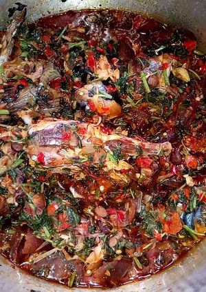 A picture of Efo Riro.